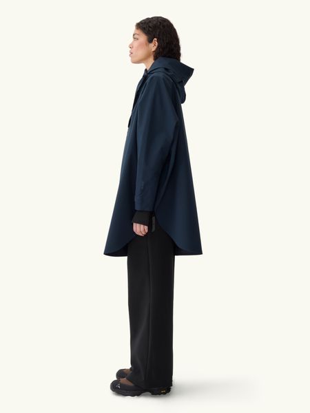 Hovedbilde BLÆST Bergen Poncho Dark Navy