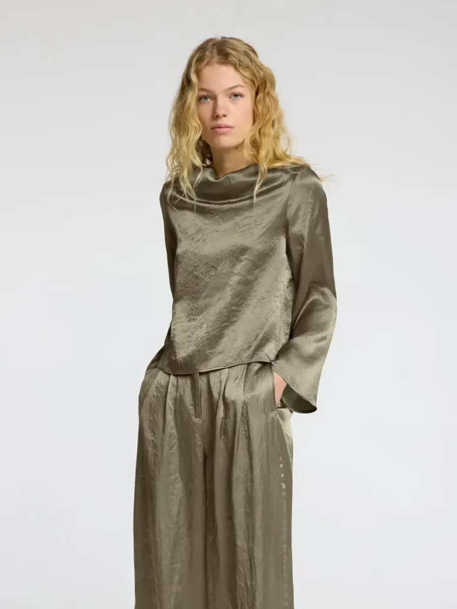Selected Femme Selene Drape Neckline Topp Vetiver