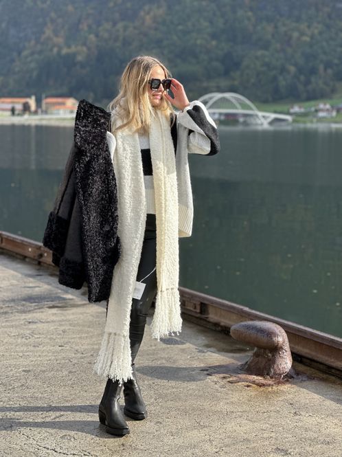 Hovedbilde ILAG Gravensteins Scarf Creme