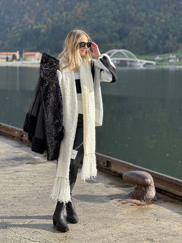 ILAG Gravensteins Scarf Creme