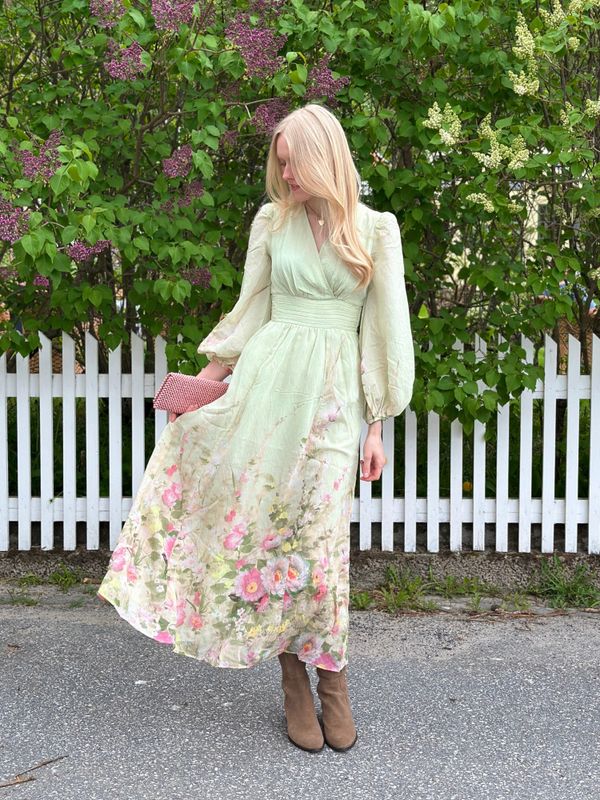 byTiMo Viscose V-Neck Dress Growing Garden